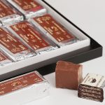 16’lı El Yapımı Fındıklı Sütlü Çikolatalı Hediyelik Gofret - 800 gr